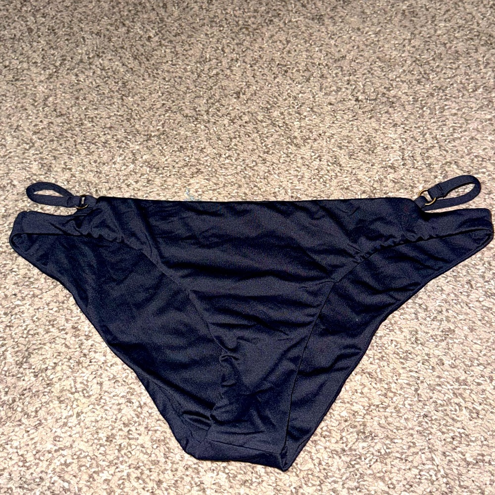 Roxy Black Medium Coverage Bikini Bottom Small Euc - image 1